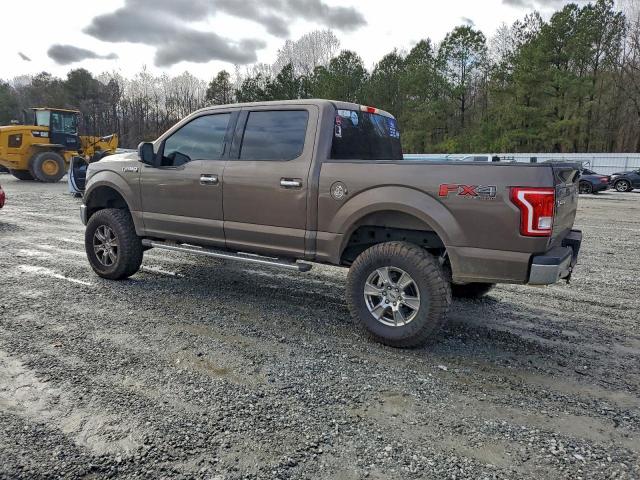 Ford F-150 Supercrew Image 8