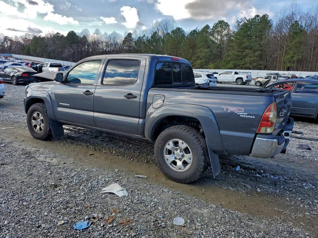 Toyota Tacoma Double Cab Prerunner Image 2