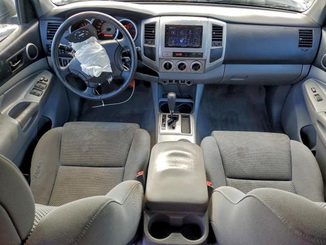 Toyota Tacoma Double Cab Prerunner Image 8