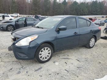  Salvage Nissan Versa