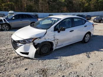  Salvage Nissan Versa