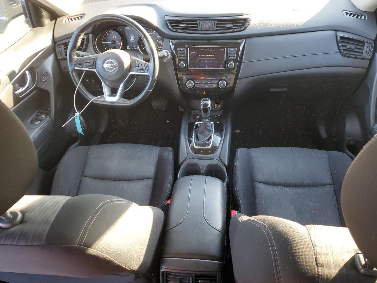Nissan Rogue S Image 4