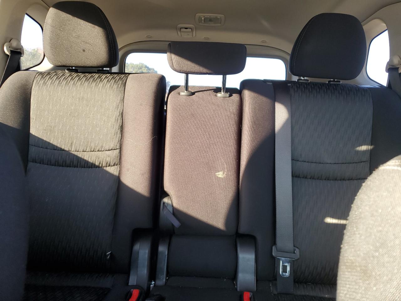 Nissan Rogue S Image 3