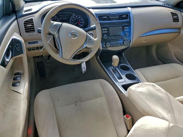 Nissan Altima 2.5 Image 10