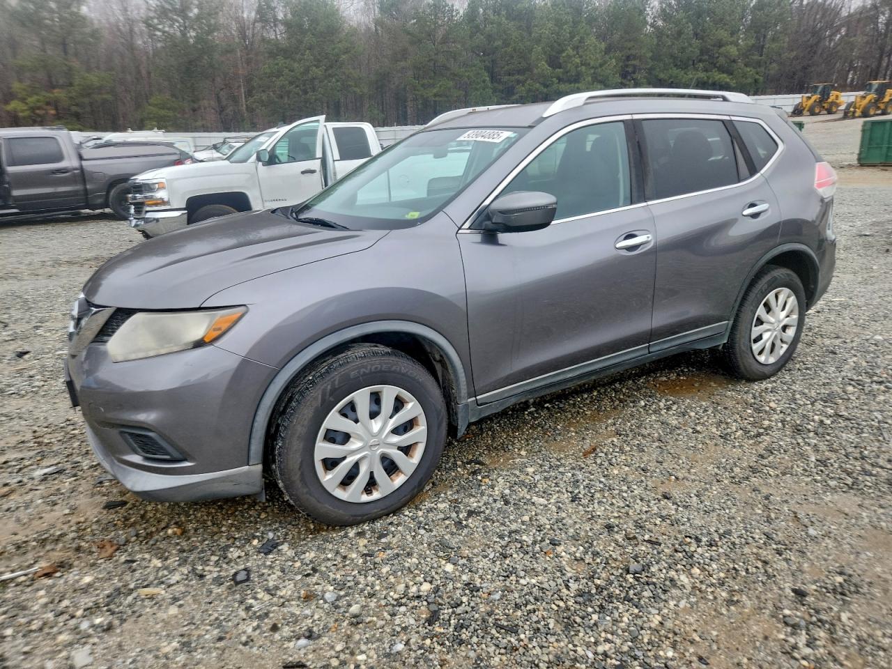 Nissan Rogue S Image 1