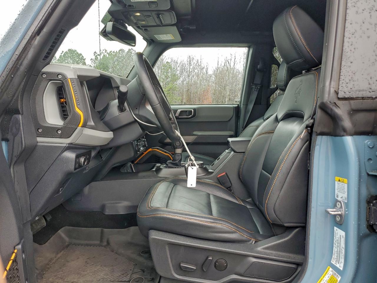 Ford Bronco Base Image 4