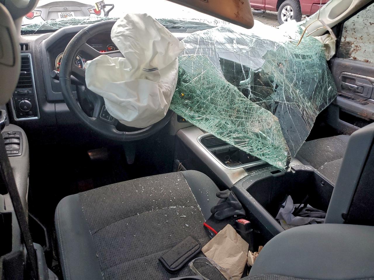 Ram 1500 Slt Image 8