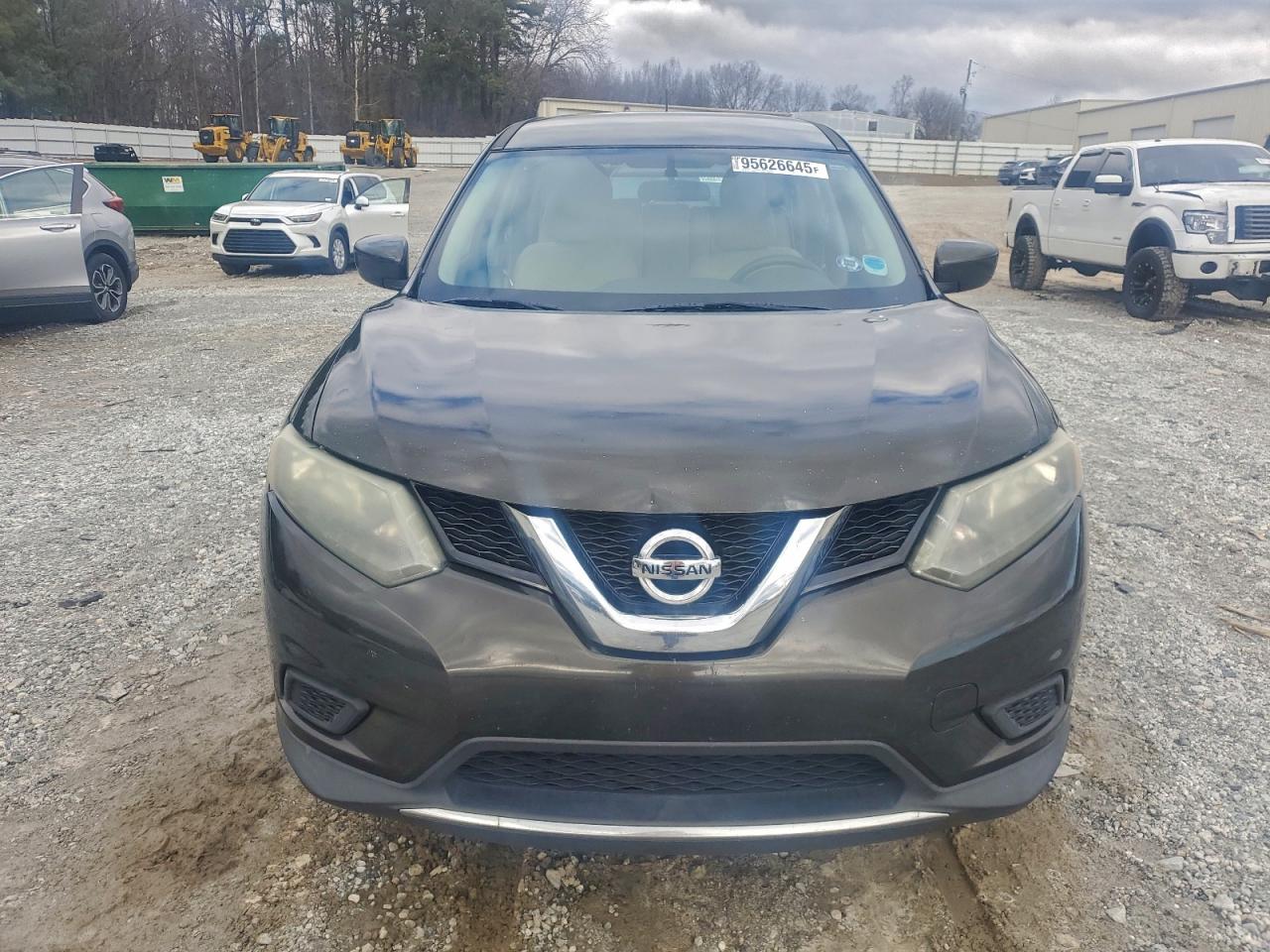 Nissan Rogue S Image 9