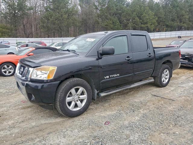  Salvage Nissan Titan