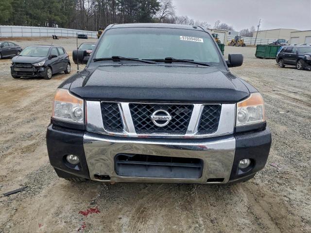 Nissan Titan S Image 7