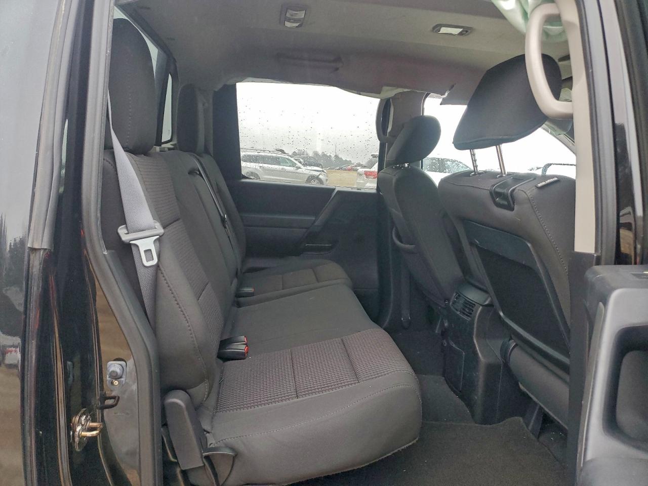 Nissan Titan S Image 12