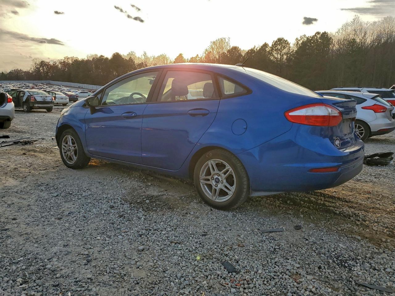 Ford Fiesta Se Image 12