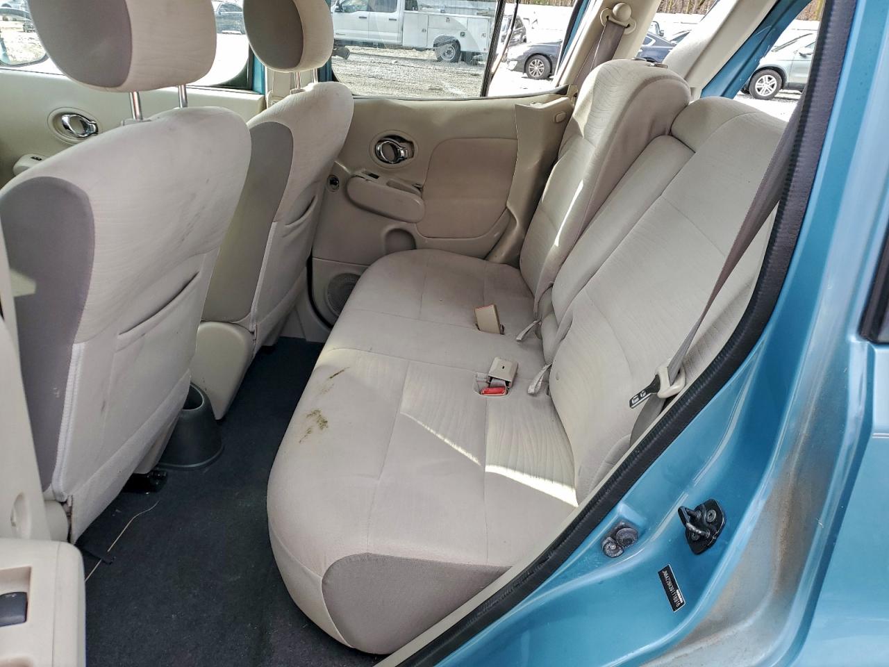 Nissan cube Base Image 7