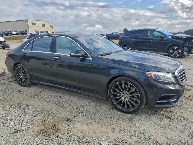 Mercedes-Benz S-Class 550 Image 3