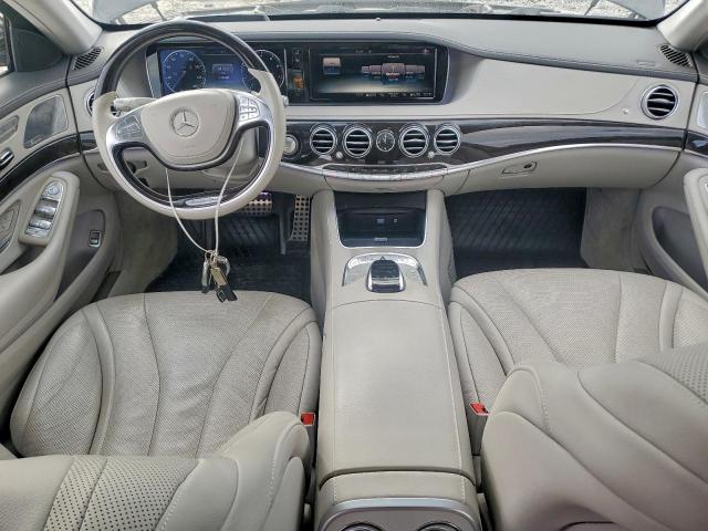 Mercedes-Benz S-Class 550 Image 4