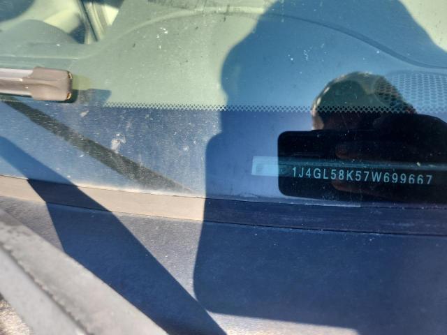 Jeep Liberty Limited Image 9