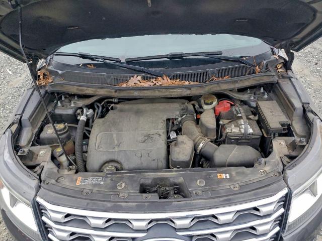 Ford Explorer Limited Image 8