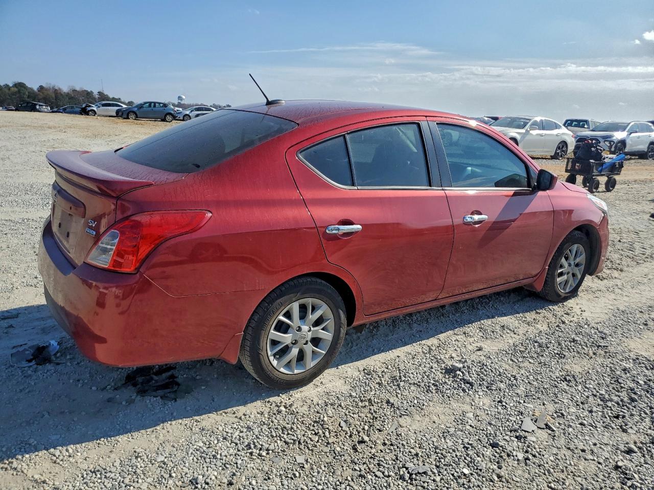 Nissan Versa S Image 11