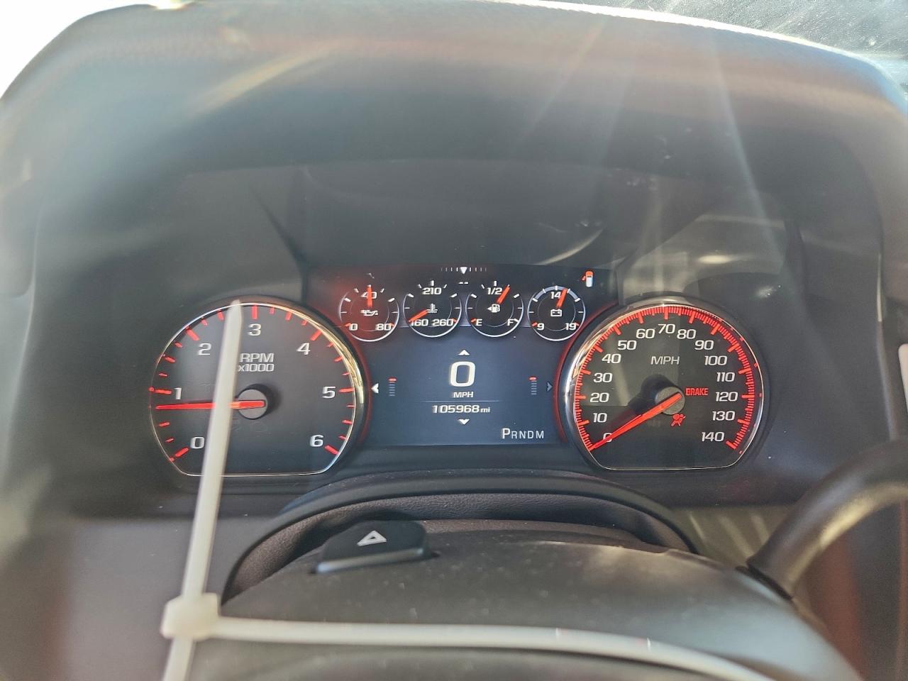 GMC Yukon Denali Image 3