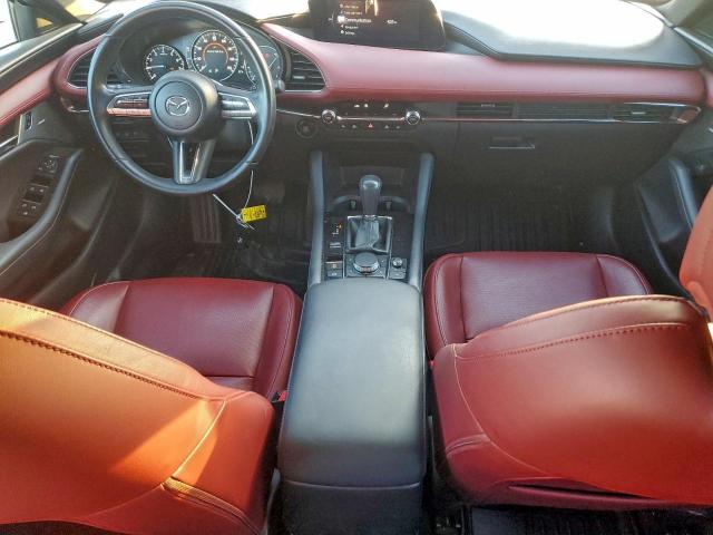 Mazda 3 Premium Image 11