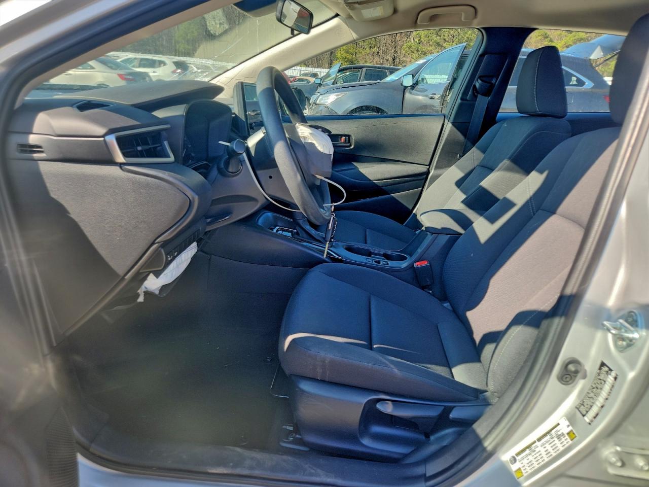 Toyota Corolla Le Image 2