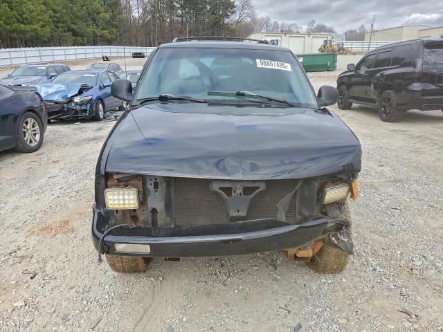 Chevrolet Blazer Image 8