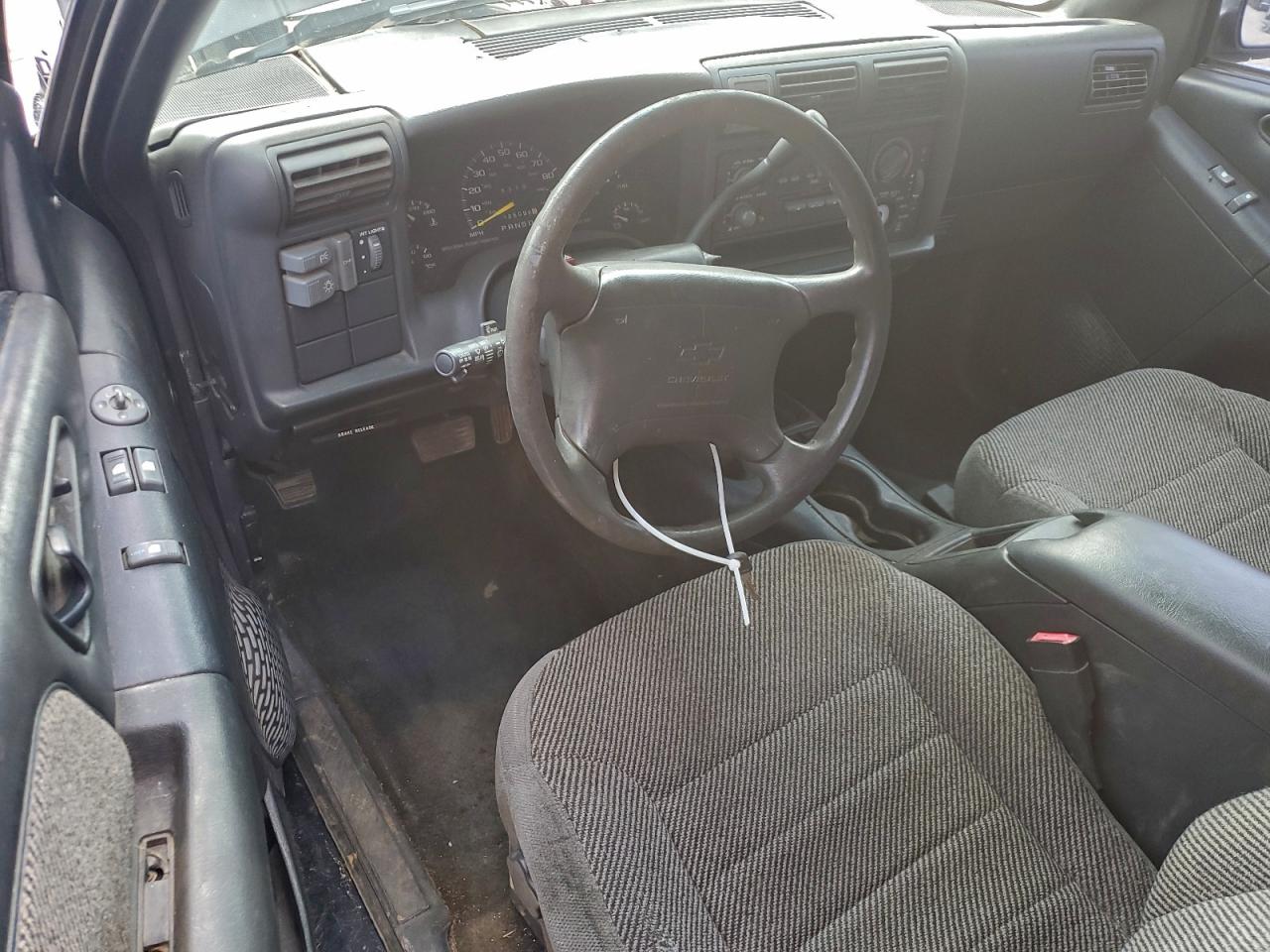 Chevrolet Blazer Image 12