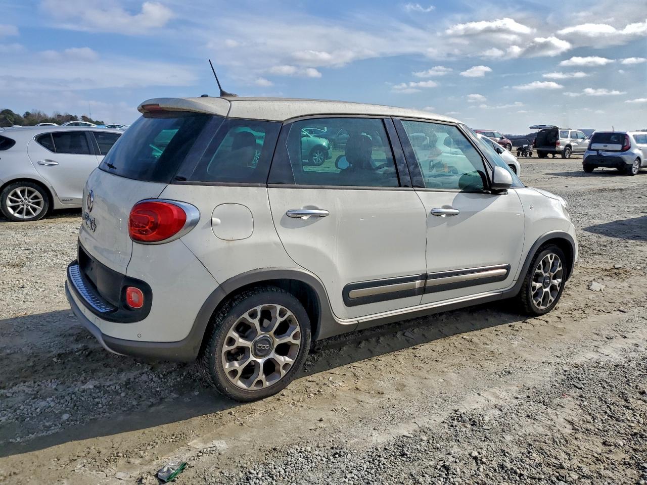FIAT 500 Trekking Image 9