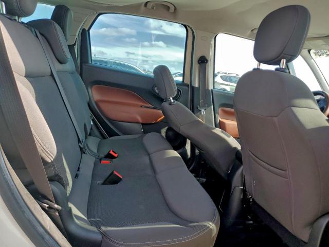 FIAT 500 Trekking Image 4