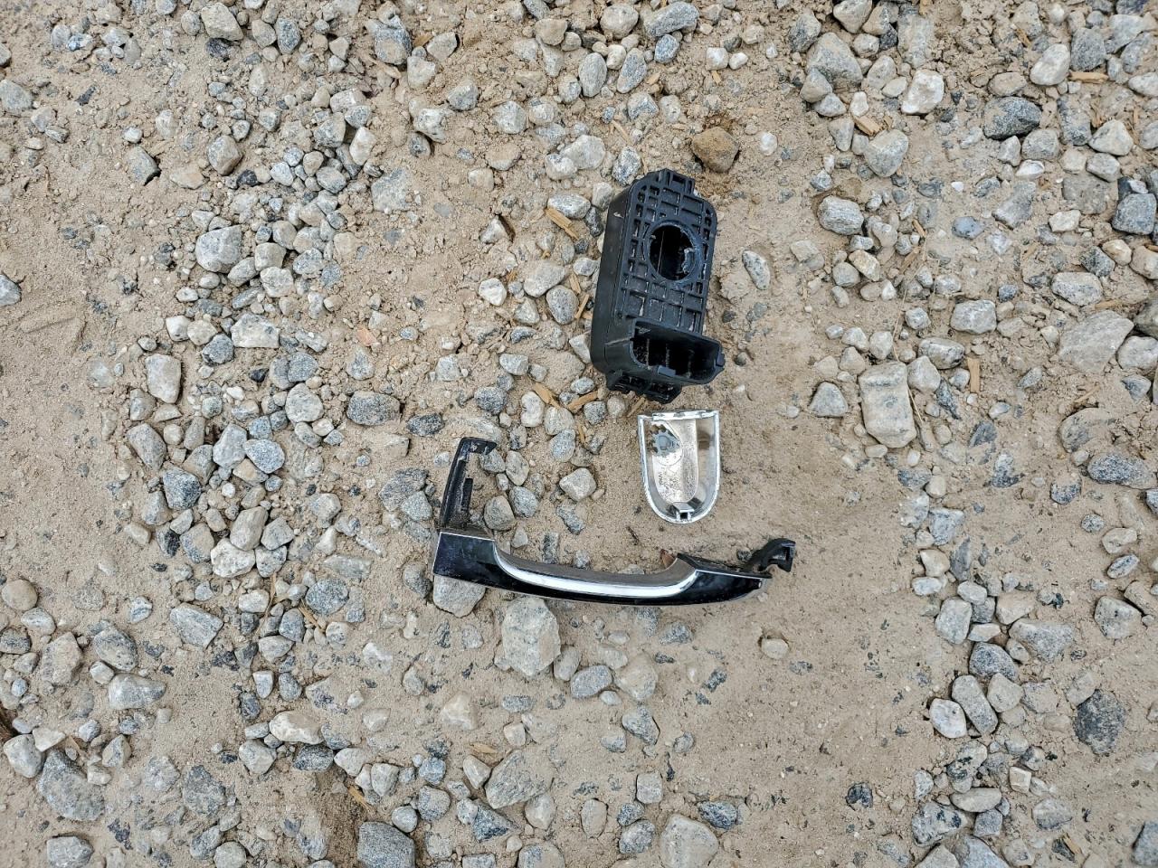 Kia Sorento Base Image 9