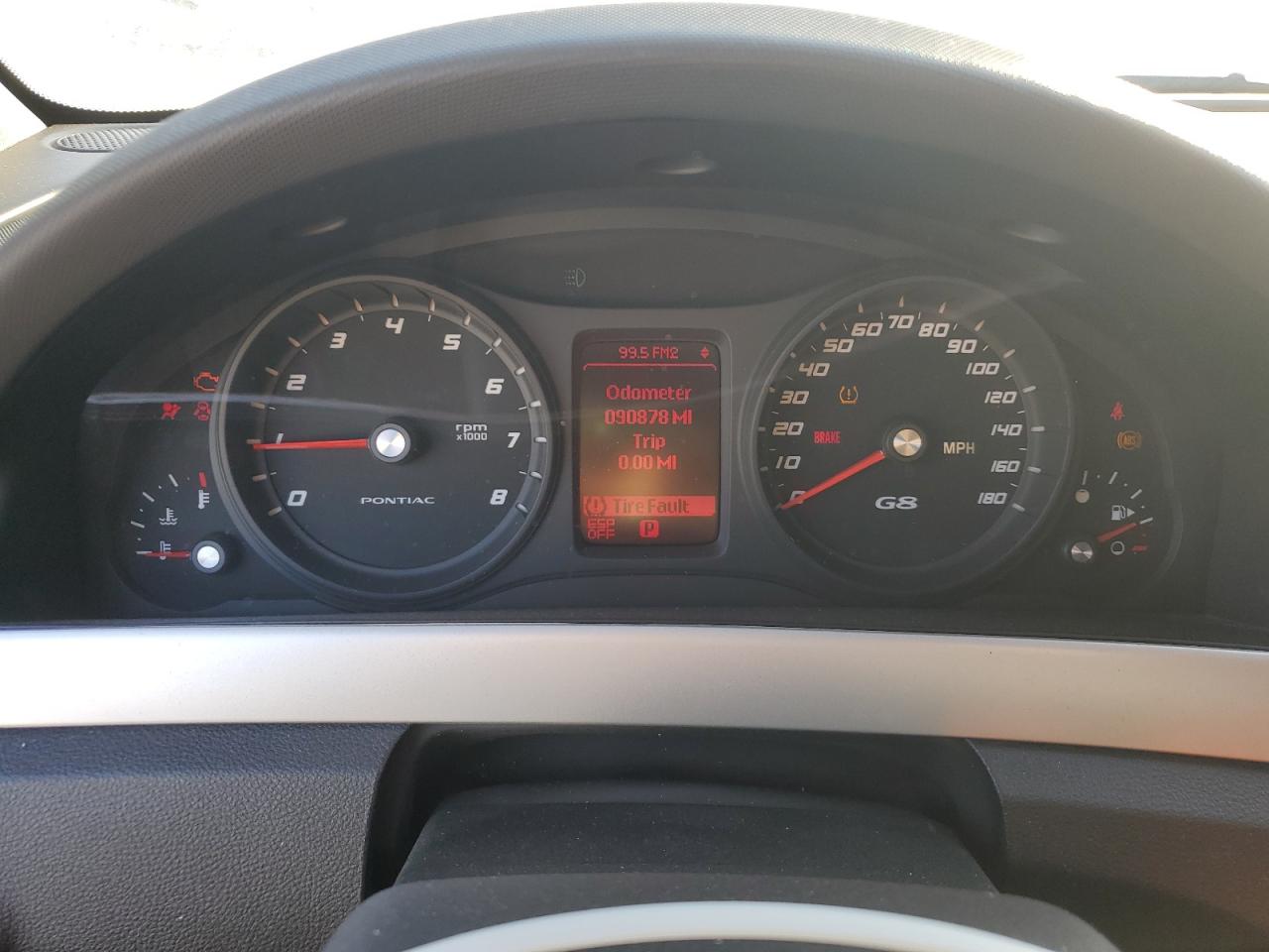 Pontiac G8 Gt Image 10