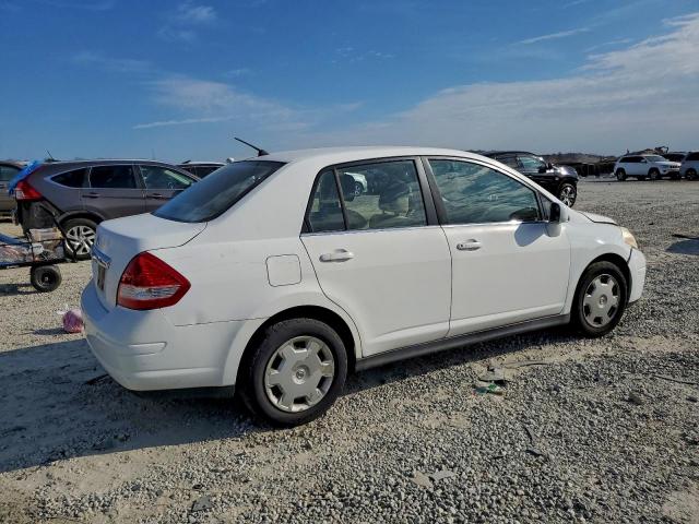 Nissan Versa S Image 4