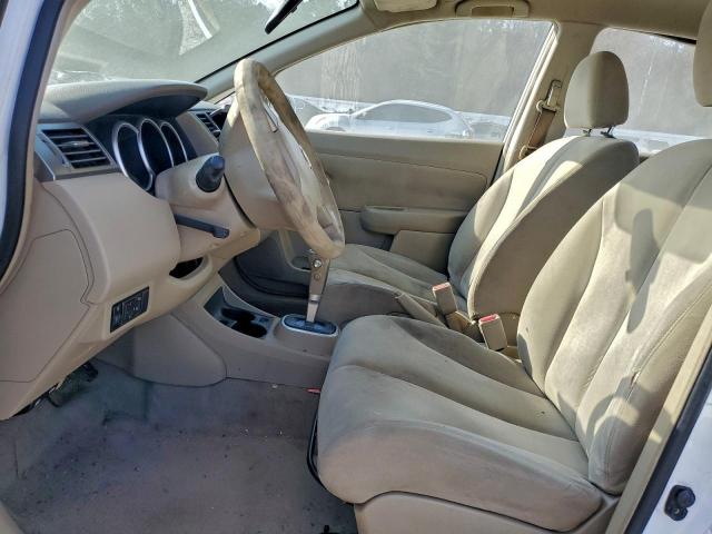 Nissan Versa S Image 12