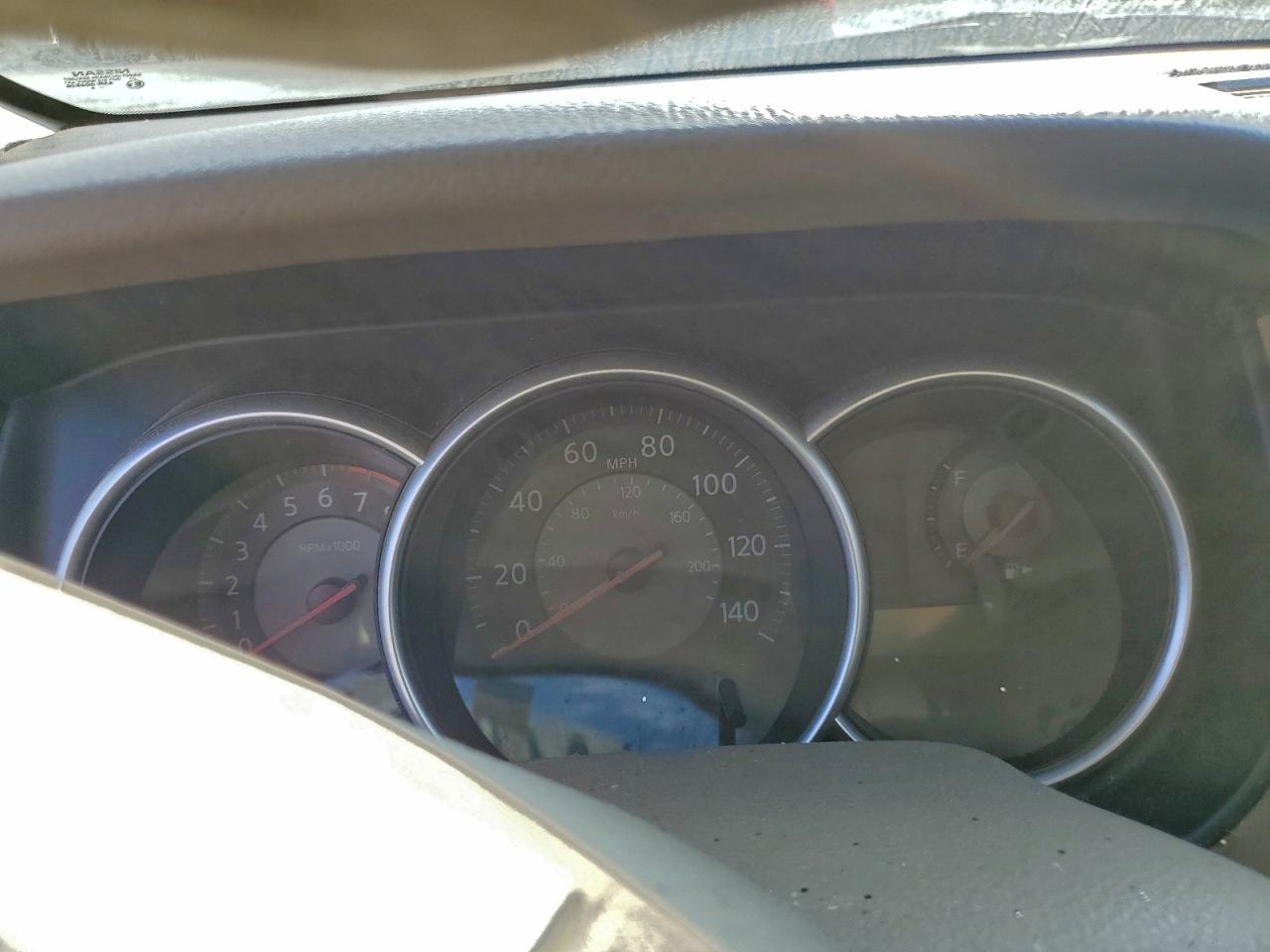 Nissan Versa S Image 7