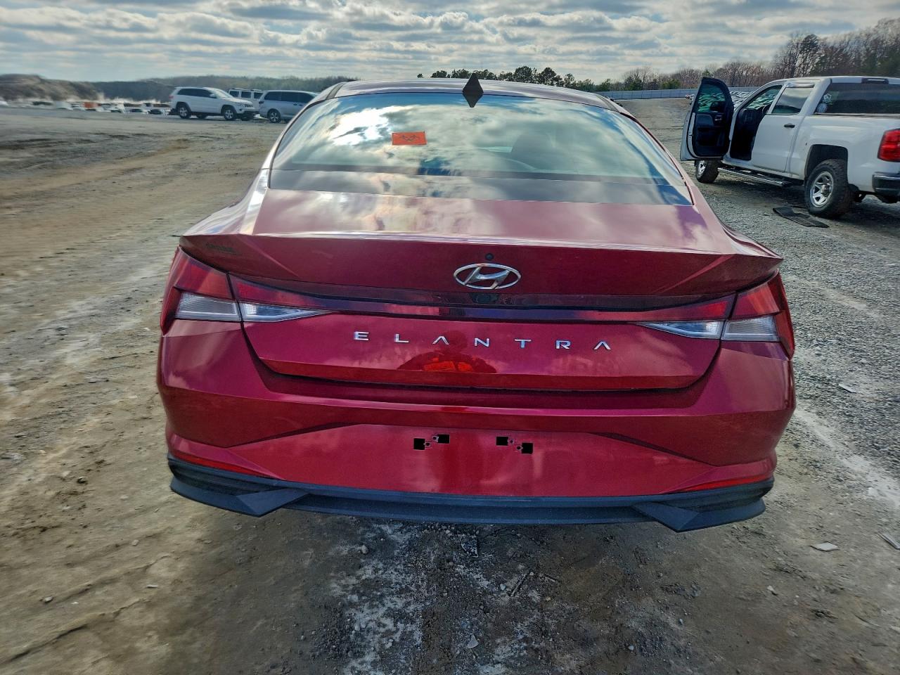 Hyundai ELANTRA Sel Image 4