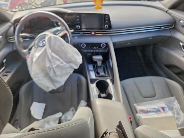 Hyundai ELANTRA Sel Image 7