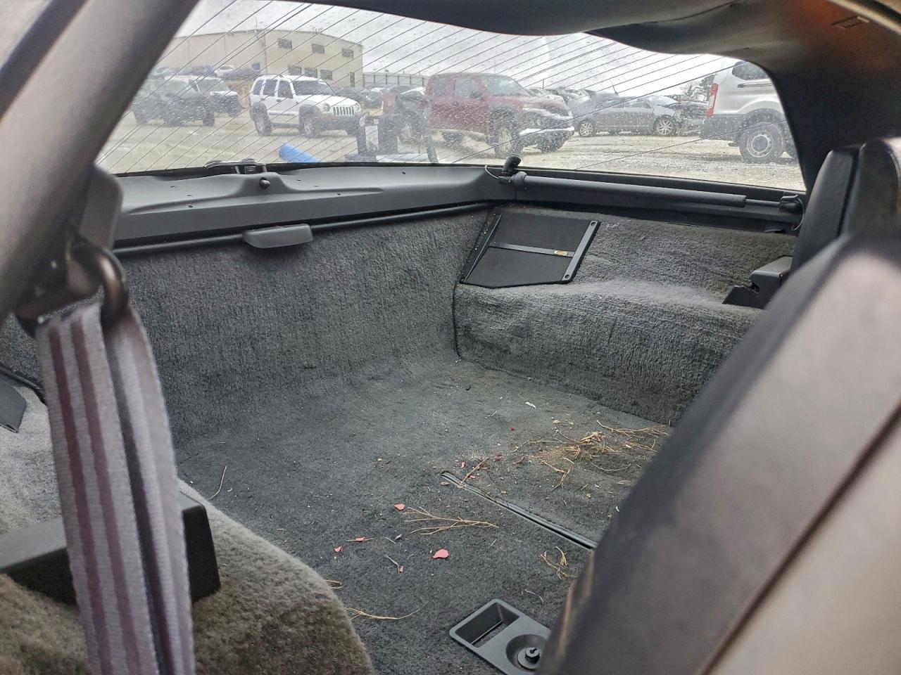 Chevrolet Corvette Image 7