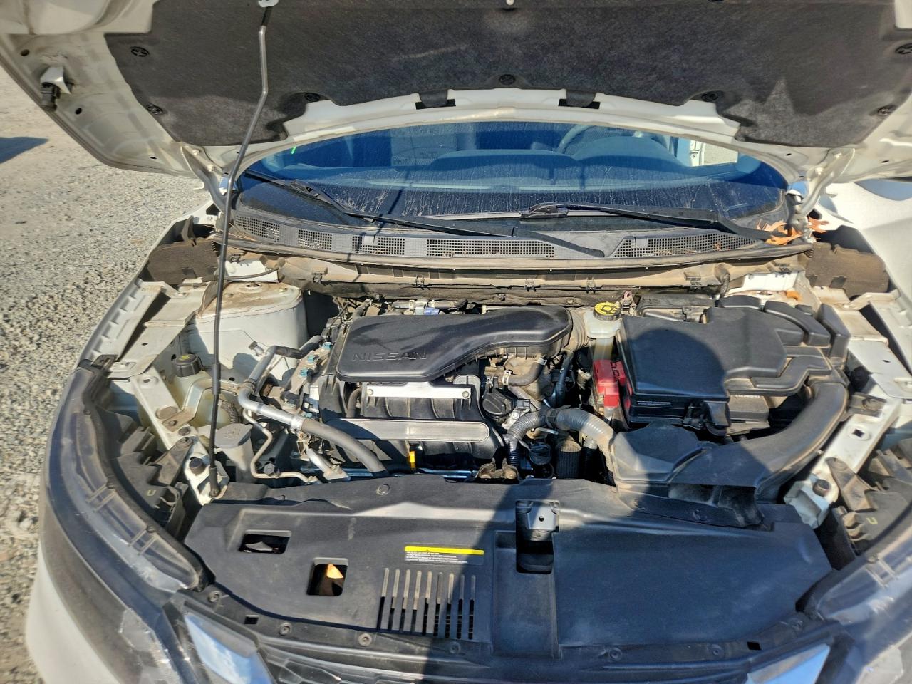 Nissan Rogue S Image 8