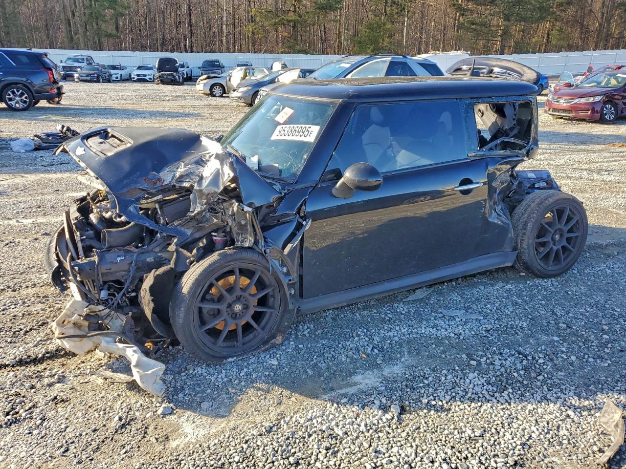 MINI Cooper S Image 1