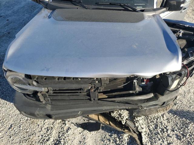 Ford Bronco Base Image 11