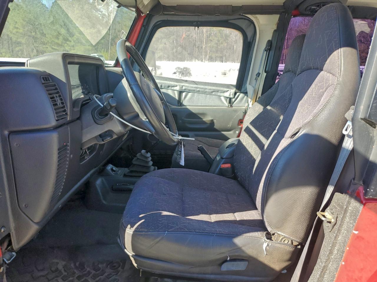 Jeep Wrangler Se Image 7