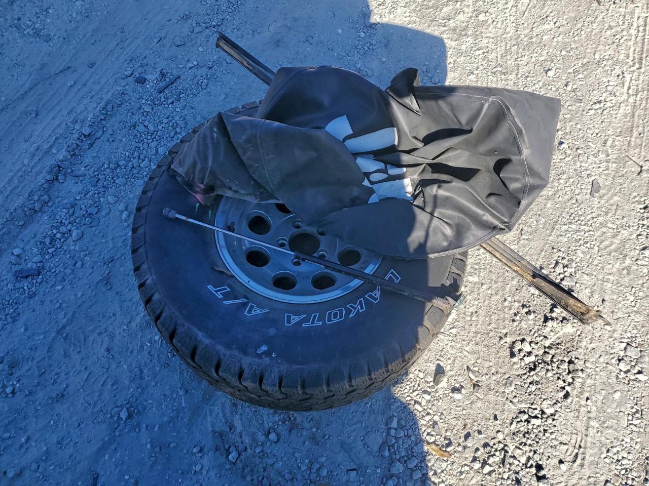 Jeep Wrangler Se Image 10