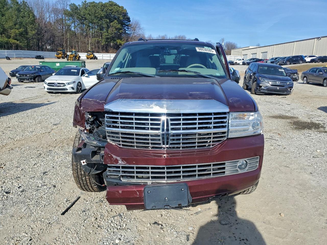 Lincoln Navigator Image 5