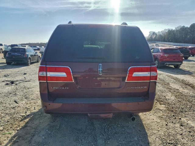 Lincoln Navigator Image 3