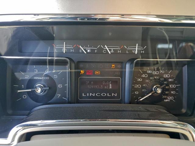 Lincoln Navigator Image 9