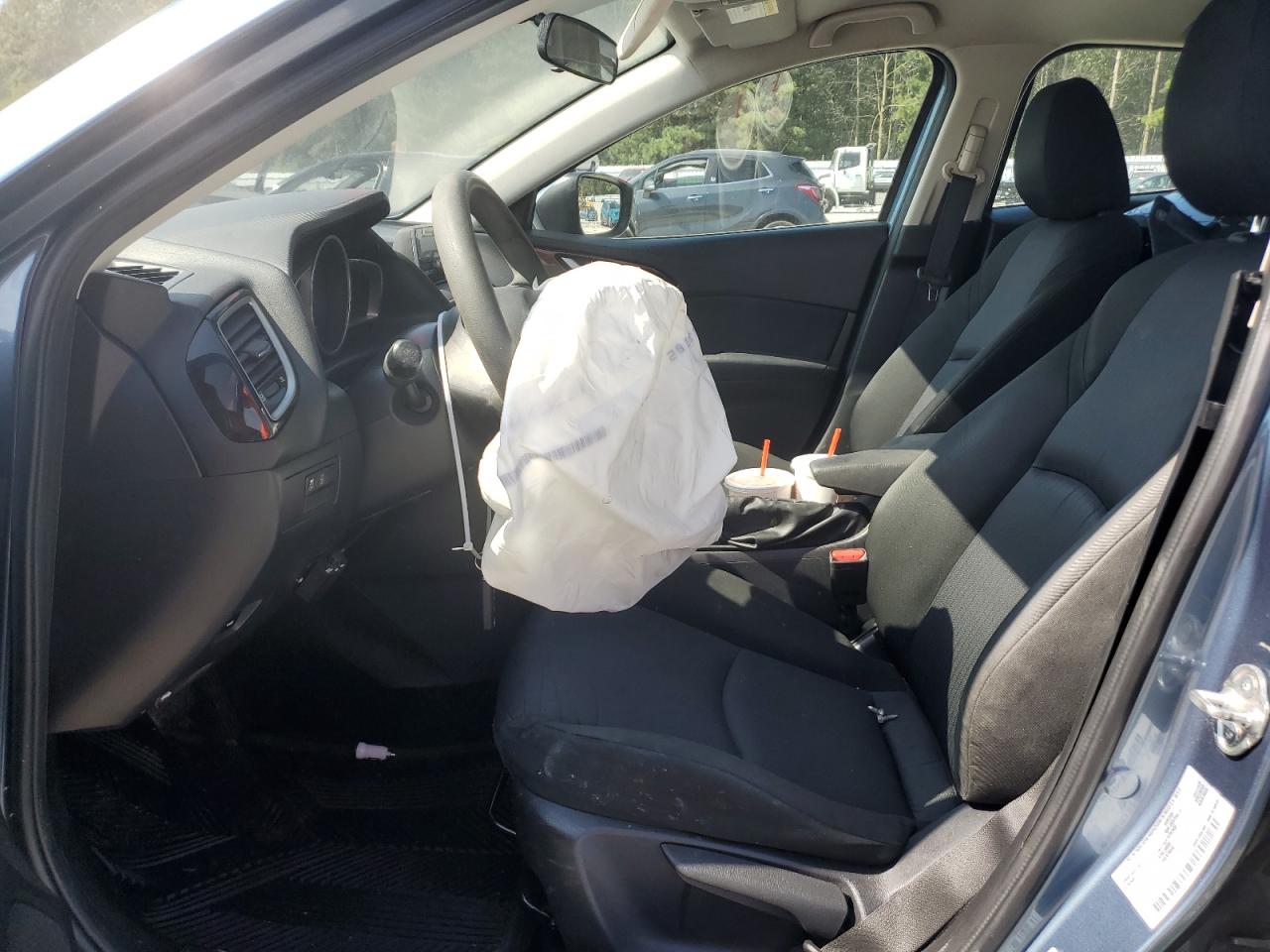 Mazda 3 Sport Image 5