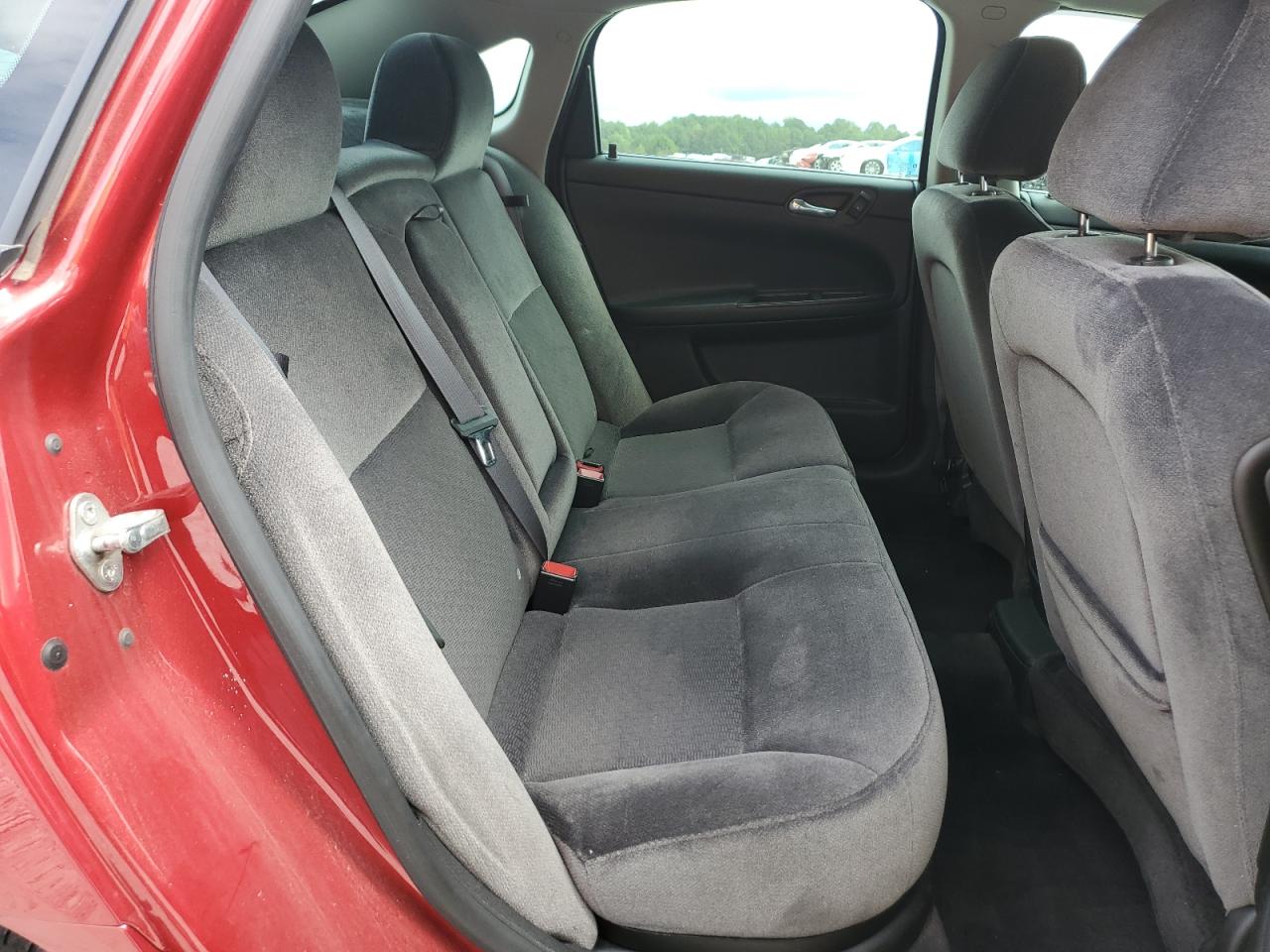 Chevrolet Impala Lt Image 12