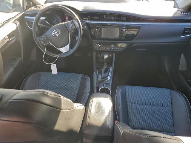 Toyota Corolla L Image 8