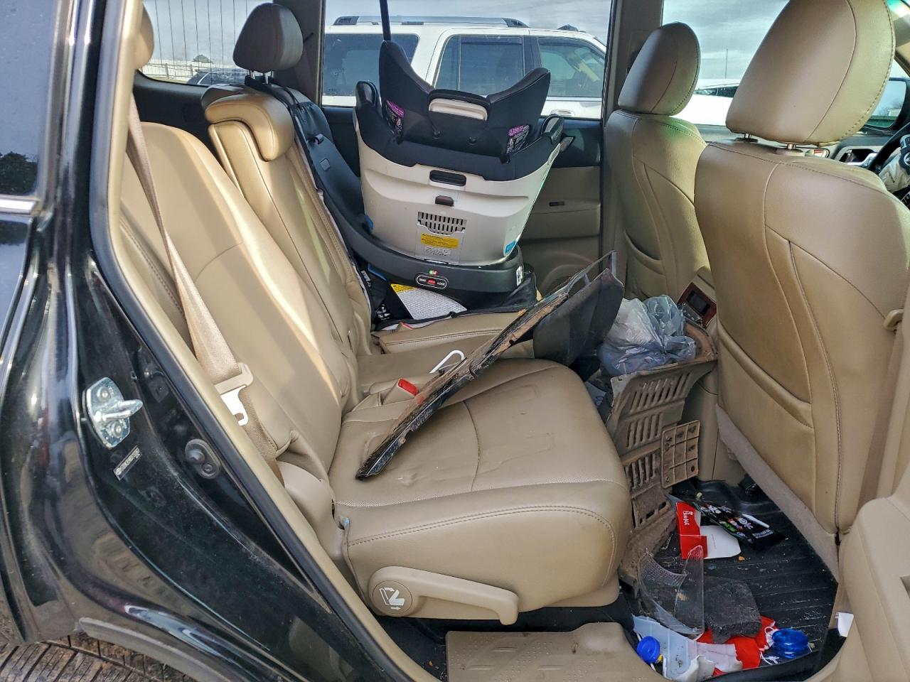 Toyota Highlander Limited Image 2