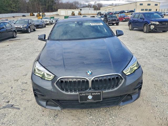 BMW 2 Series Image 6